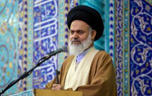 دوران هشت سال دفاع مقدس نماد عزت و سربلندی ایران است