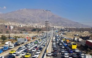 ترافیک سنگین در ساعات پیک در تقاطع فردوسی – صدوقی